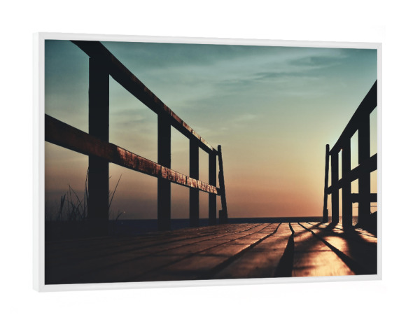 Poster mit weißem Rahmen "Zum Meer" artboxONE - Natur,Reise / Strand und Meer - Weg,Ziel,Weiter,Offen,See,Zugang,Schatten,Abend,Sonnenuntergang