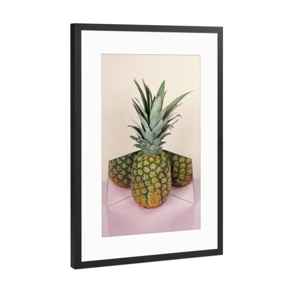 Poster mit Rahmen Schwarz (Metallic) "Mirror Ananas" artboxONE - Rock the kitchen,Essen & Trinken,Experimentell,Fiktion