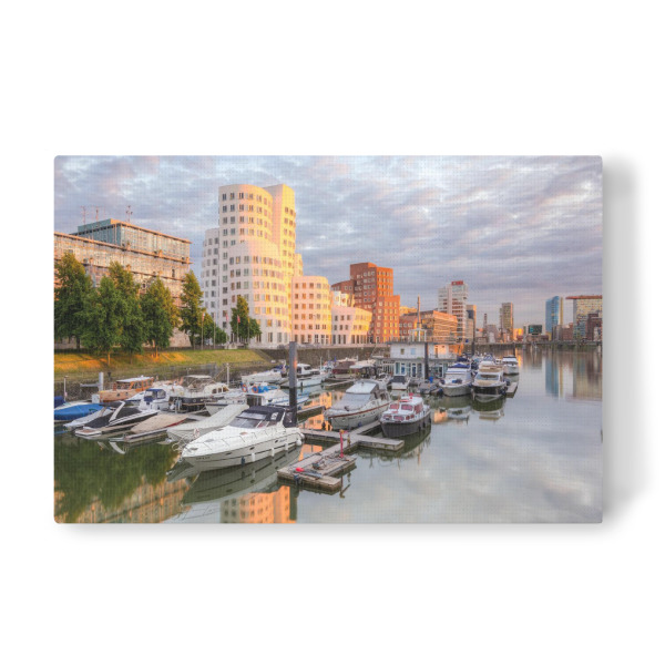 Leinwandbild "Abendsonne im Medienhafen Düsseldorf" artboxONE - Städte,Reise