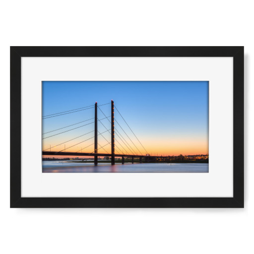 Rheinkniebrücke Düsseldorf