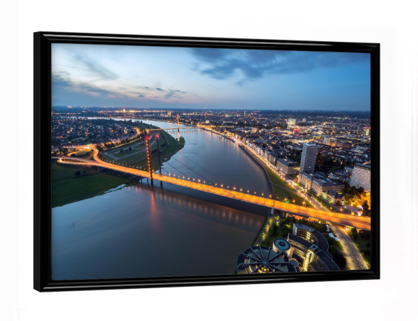 Poster mit schwarzem Rahmen "Düsseldorf von oben" artboxONE - Städte,Reise