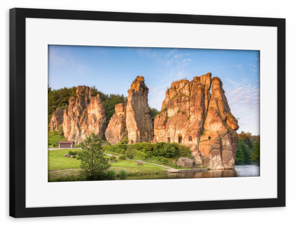 Poster mit Rahmen schwarz "Frühmorgens bei den Externsteinen" artboxONE - Natur,Reise