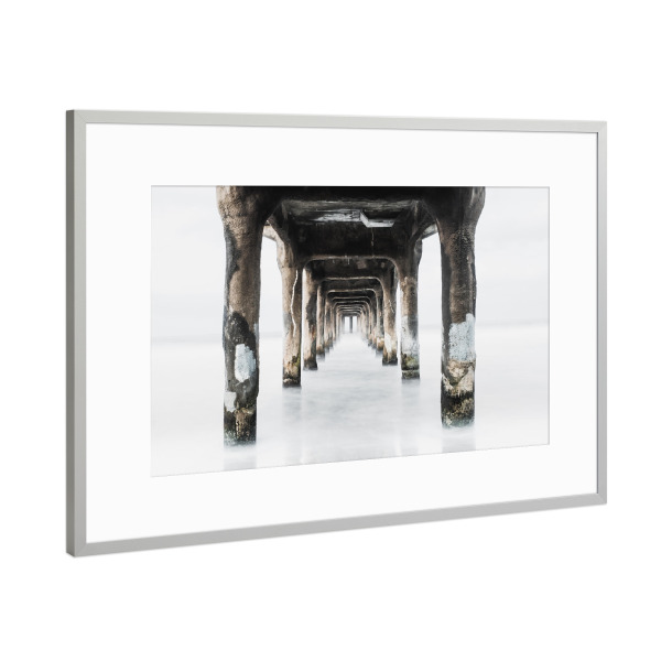 Poster mit Rahmen Silber "Under the Bridge" artboxONE - Natur,Reise,Reise / Strand und Meer