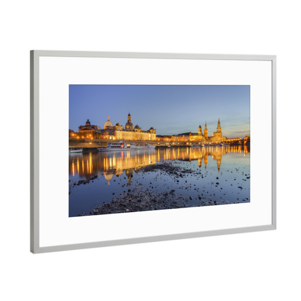 Poster mit Rahmen Silber "Dresden zur blauen Stunde" artboxONE - Städte,Reise