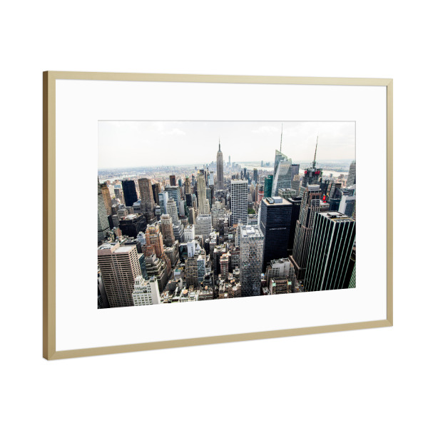 Poster mit Rahmen Gold "LITTLE BIG APPLE" artboxONE - Städte,Architektur