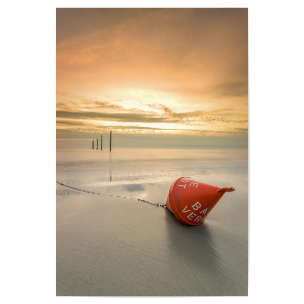 Poster "Badeverbot 2" artboxONE - Natur,Reise,Reise / Strand und Meer - Boje,Nordsee,Strand,Meer,Badeverbot,Abend,Sonnenuntergang,Küste