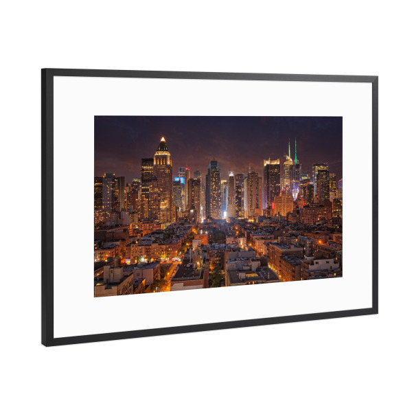 Poster mit Rahmen Schwarz (Metallic) "Manhattan Nightview" artboxONE - Städte,Städte / New York,Reise,Architektur,Reise / Länder