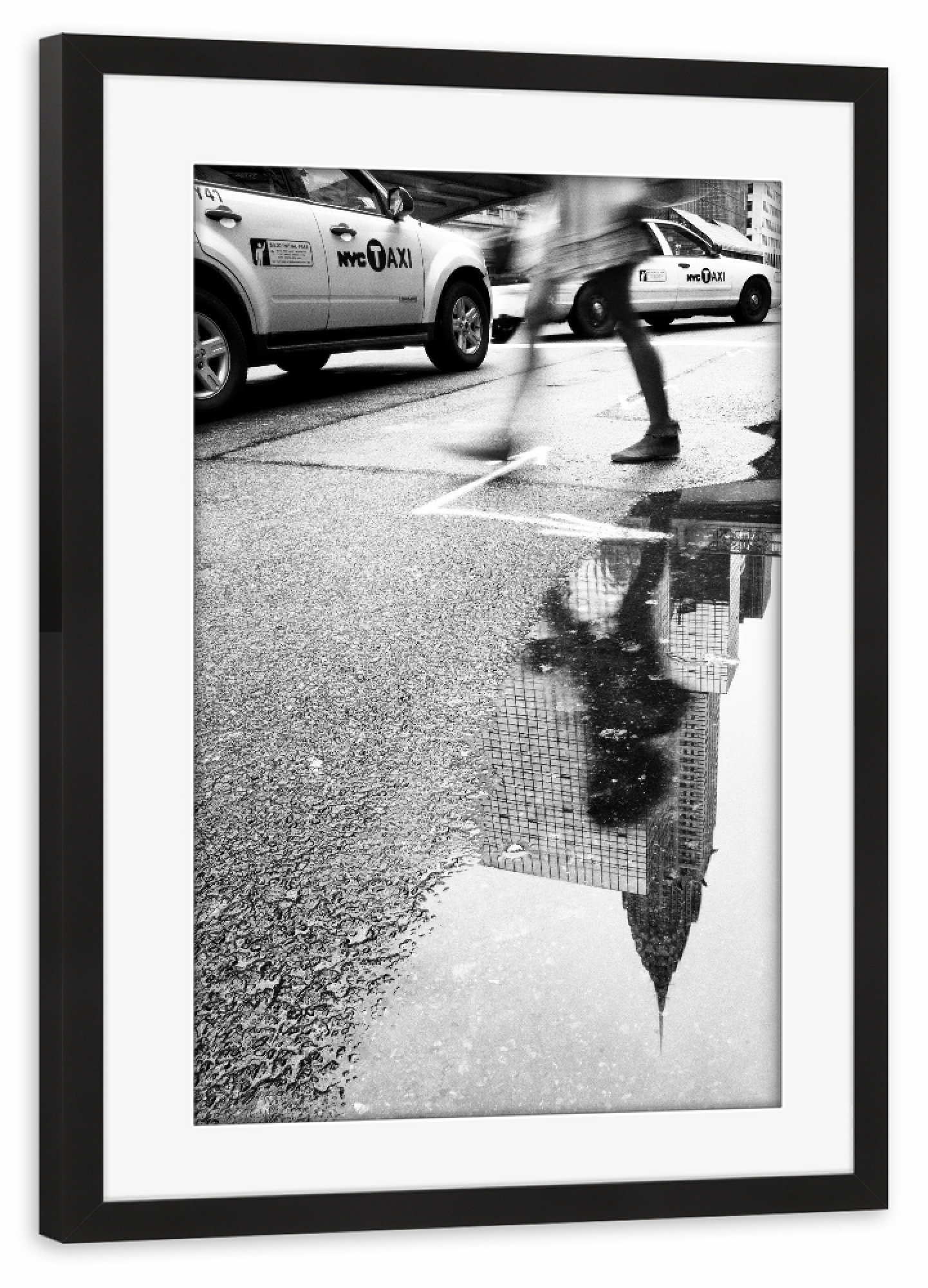 Poster mit Rahmen schwarz "After the Rain" artboxONE - Städte,Städte / New York,Reise,Schwarzweiß,Architektur,Streetart