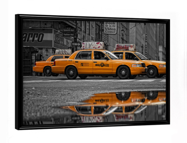 Poster mit schwarzem Rahmen "NYC Taxi" artboxONE - Reise,Schwarzweiß,Architektur,Automobile,Reise / Länder