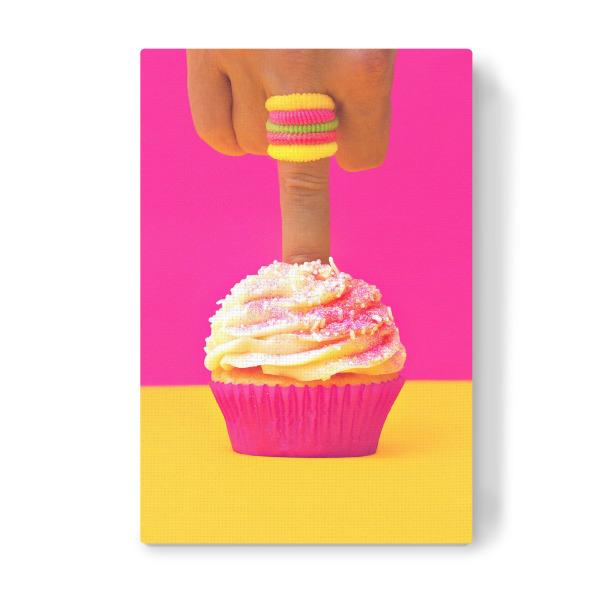 Leinwandbild "Fingercake" artboxONE - Essen & Trinken - Mittelfinger,Kleiner kuchen,Kuchen