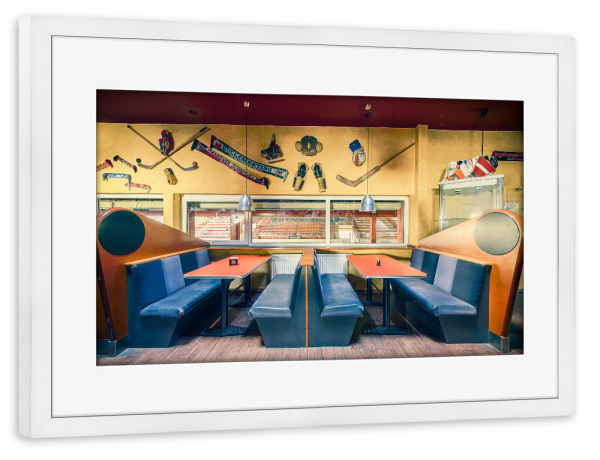 Poster mit Rahmen weiß "Eishockey Sportsbar" artboxONE - Architektur,Stillleben,Sport