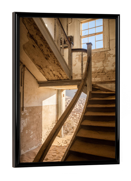 Poster mit schwarzem Rahmen "Stairway" artboxONE - Städte,Natur,Reise,Abstrakt,Architektur,Stillleben,Reise / Länder