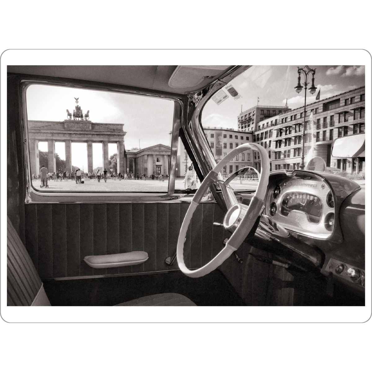 Tischset "Me and You" artboxONE - Städte,Schwarzweiß,Automobile,Retro - Oldtimer. berlin,Brandenburger tor - Bild Oldtimer. Berlin