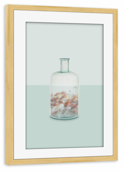 Poster mit Rahmen kiefer "Vasenaquarium" artboxONE - Tiere,Abstrakt,Fiktion - Fotomontage,Surrealismus,Vase,Fische,Tiere,Aquarium