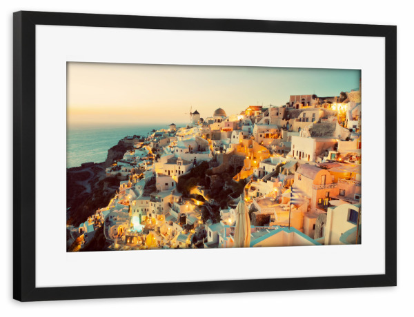 Poster mit Rahmen schwarz "Oia town on Santorini island, Greece at sunset 2" artboxONE - Reise