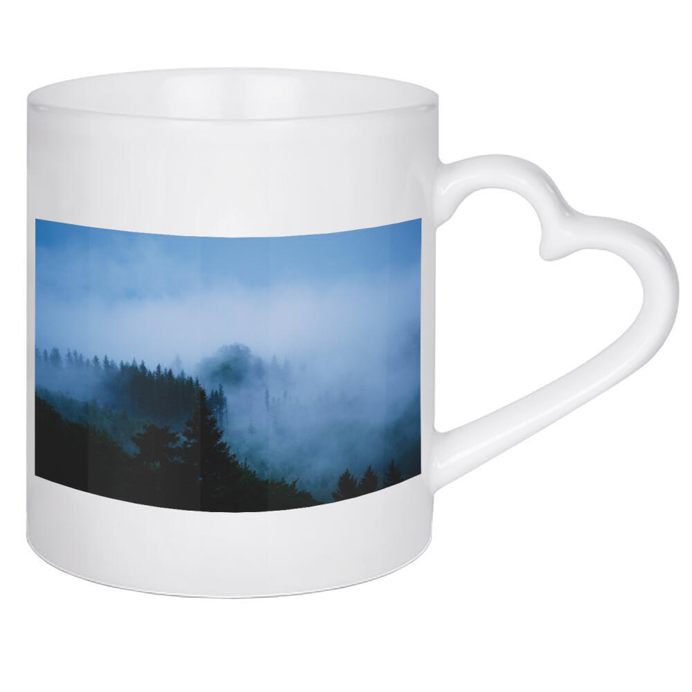 Herztasse "Hügeliger Nebelwald" artboxONE - Natur