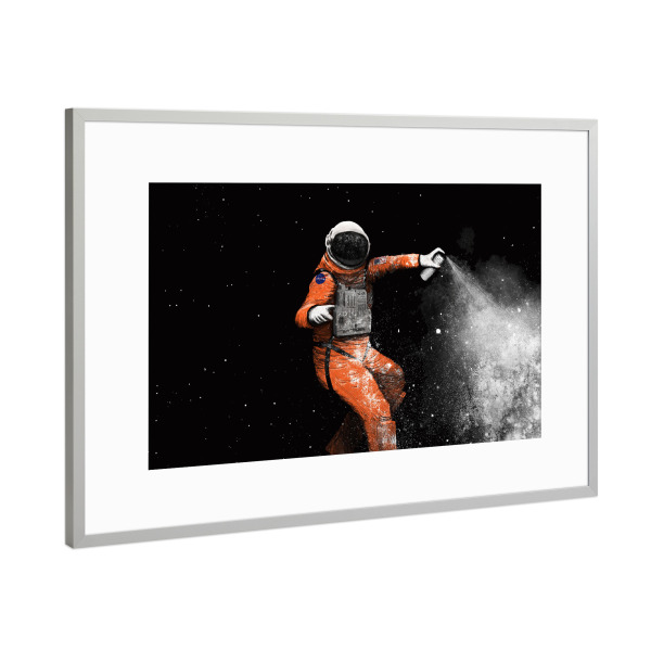 Poster mit Rahmen Silber "ASTRONAUT" artboxONE - Fiktion - Astronaut,Raum,Raumplätzchen