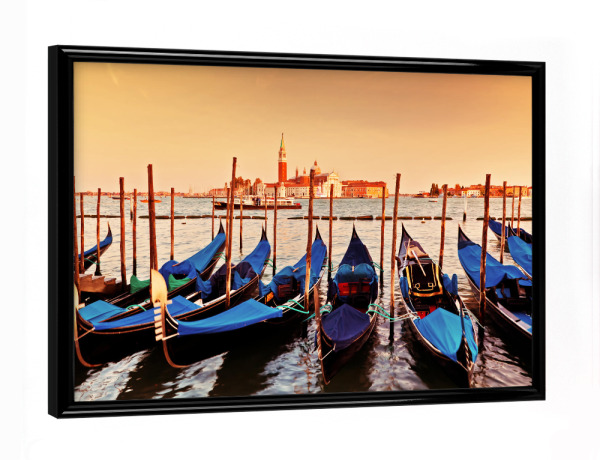 Poster mit schwarzem Rahmen "Venice, Italy. Gondolas on Grand Canal at sunset" artboxONE - Städte / Venedig