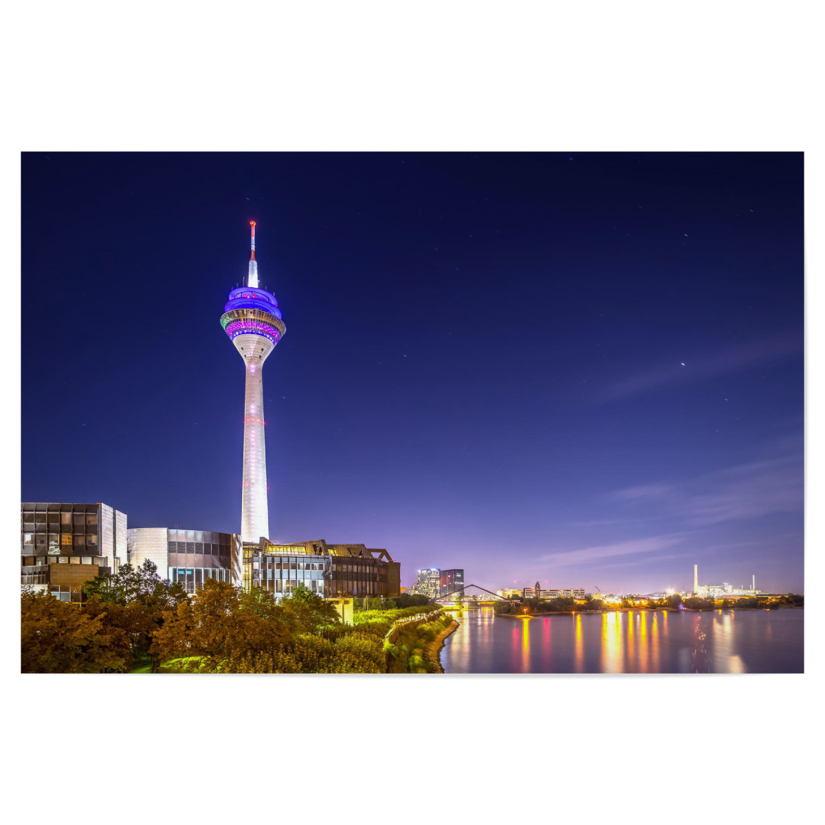 Dusseldorfer Rheinturm Iii Als Poster Bei Artboxone Kaufen