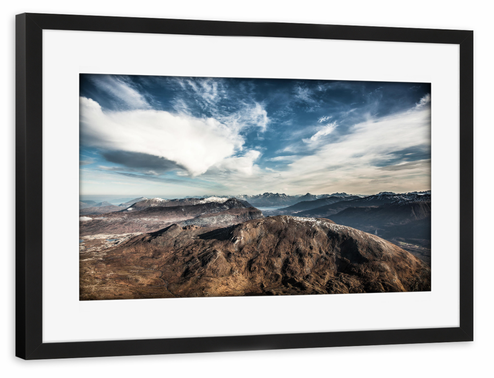 Poster mit Rahmen schwarz "Berglandschaft I" artboxONE - Natur - Berge,Bergkette,Wolken,Himmel,Wolkenhimmel,Berglandschaft,Norwegen,Landschaft