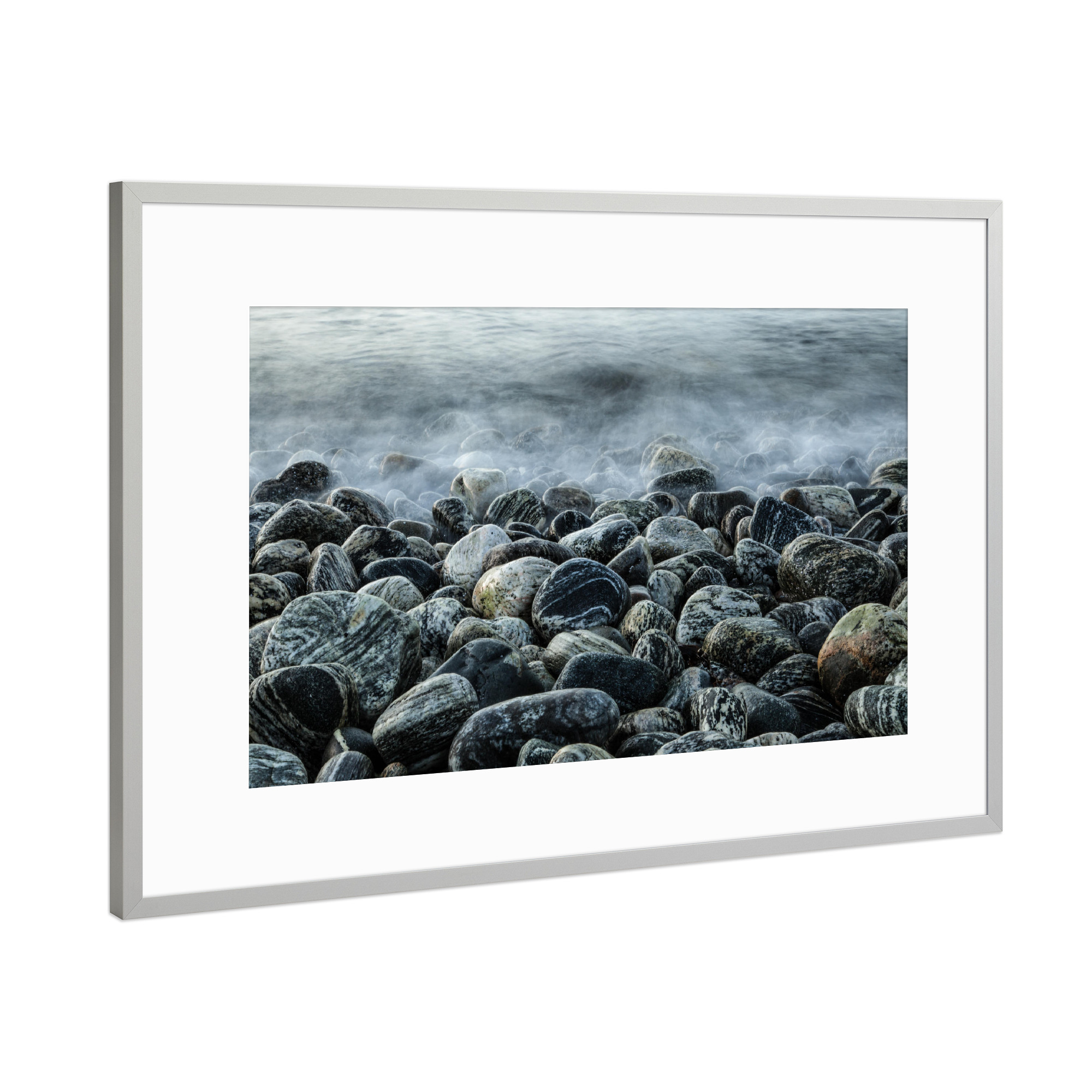 Poster mit Rahmen Silber "Steine I" artboxONE - Natur - Steine,Küste,Wasser,Langzeitbelichtung,Wellen,Meer,Norwegen