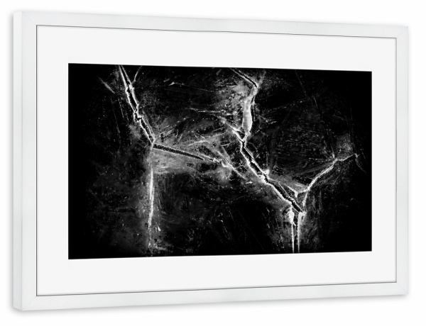 Poster mit Rahmen weiß "Eiskunst XVI" artboxONE - Natur,Abstrakt,Schwarzweiß - Eis,Eiskunst,Eiskristalle,Eisformation,Zugefroren,Frost,Frostig,Winter