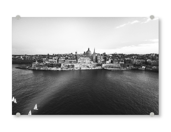 Acrylglasbild "VALETTA WATERFRONT" artboxONE - Reise,Schwarzweiß,Reise / Strand und Meer,Reise / Länder