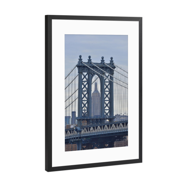 Poster mit Rahmen Schwarz (Metallic) "Manhattan Bridge und Empire State Building" artboxONE - Städte / New York