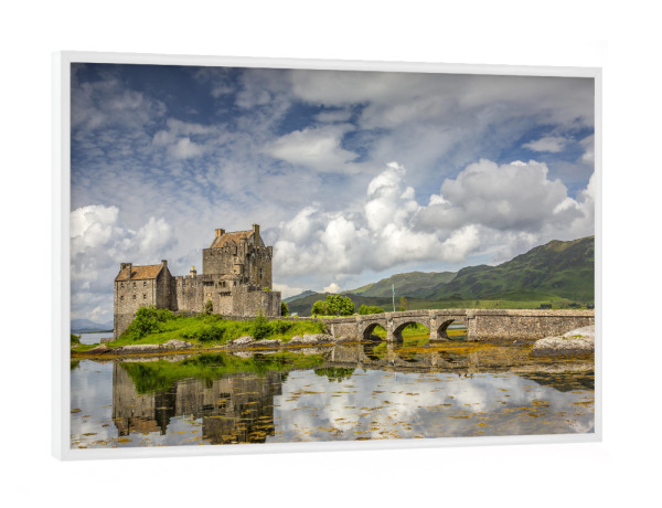 Poster mit weißem Rahmen "Eilean Donan Castle" artboxONE - Natur,Reise
