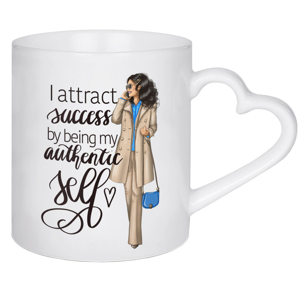 Herztasse "Ich ziehe Erfolg an, indem ich bin" artboxONE - Menschen,Fashion,Buchstaben,Für Mama