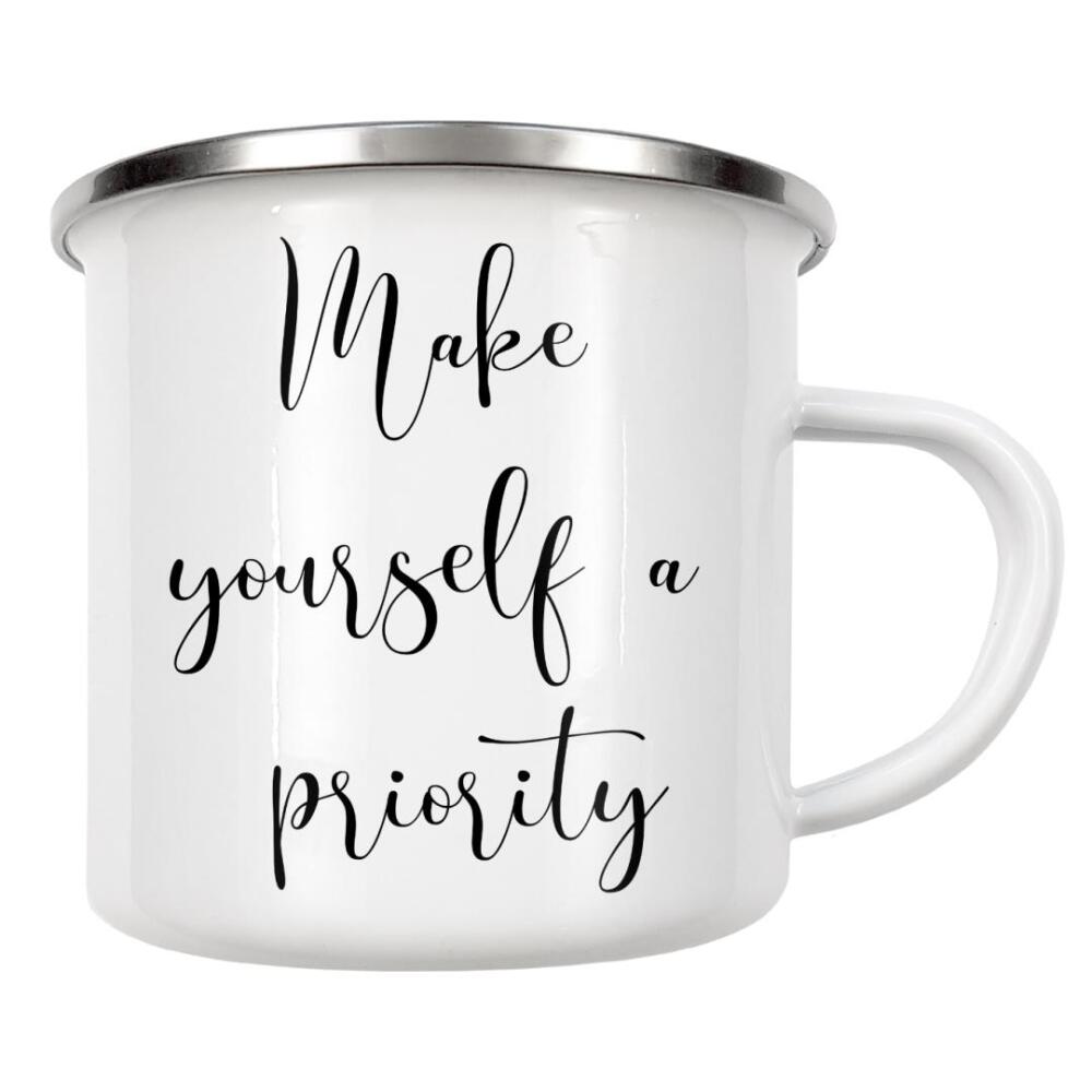 Emaille Tasse "Make yourself a priority" artboxONE - Typografie,Menschen - Typo,Typografie,Priorität,Minimalismus,Priority,Pink,Schwarz