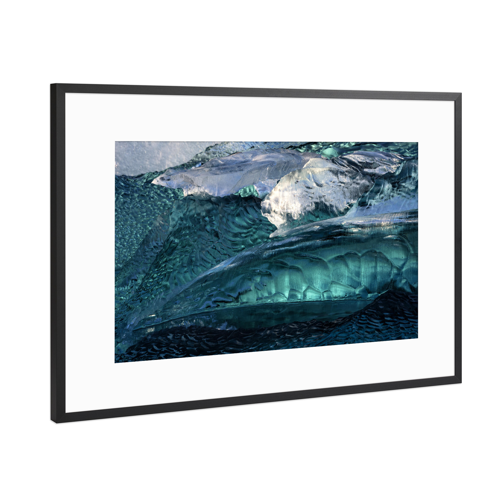 Poster mit Rahmen Schwarz (Metallic) "Eisstrukturen am Diamantstrand" artboxONE - Natur - Island,Diamantstrand,Jökulsárlón,Eis,Meer,Arktis,Makro