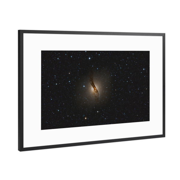 Poster mit Rahmen Schwarz (Metallic) "Centaurus A (NGC 5128)" artboxONE - Natur,Galaxy