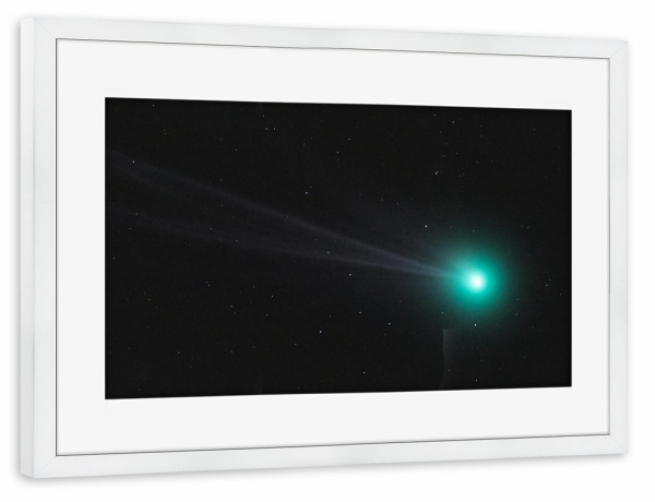 Poster mit Rahmen weiß "Komet C/2014 Q2 Lovejoy 2" artboxONE - Natur,Fiktion,Galaxy - Komet,C/2014 q2,Lovejoy,Universum,Weltall,Weltraum,Sterne