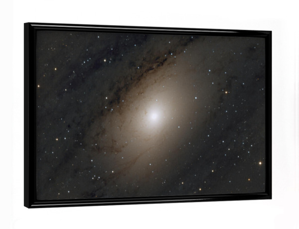 Poster mit schwarzem Rahmen "Andromeda-Galaxie (M31)" artboxONE - Natur,Fiktion,Galaxy