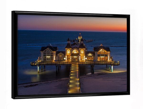 Poster mit schwarzem Rahmen "Seebrücke Sellin" artboxONE - Natur,Architektur