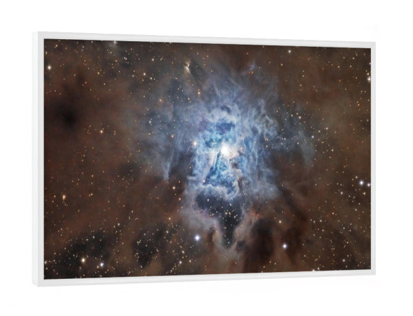Poster mit weißem Rahmen "Irisnebel" artboxONE - Natur,Fiktion,Galaxy