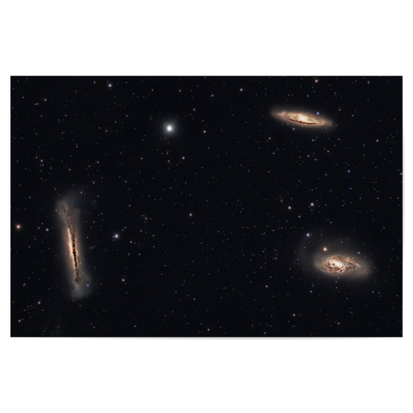Poster "Leo-Triplett" artboxONE - Natur,Fiktion,Galaxy - Leo-triplett,Spiralgalaxien,Universum,Astronomie,Nebel,Galaxie,Weltall,Weltraum,Sterne
