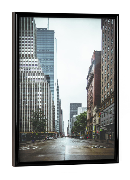 Poster mit schwarzem Rahmen "Empty Streets in New York" artboxONE - Städte,Städte / New York