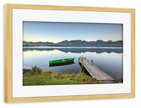 Poster mit Rahmen kiefer "Fischerboot am Hopfensee" artboxONE - Natur,Reise
