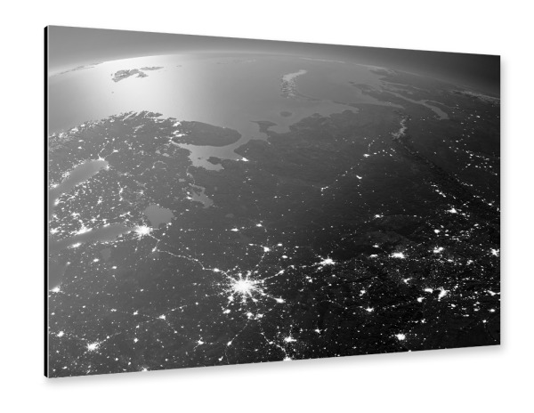 Alu-Dibond "Eastern Europe Night View From Space 2" 30x20 cm artboxONE