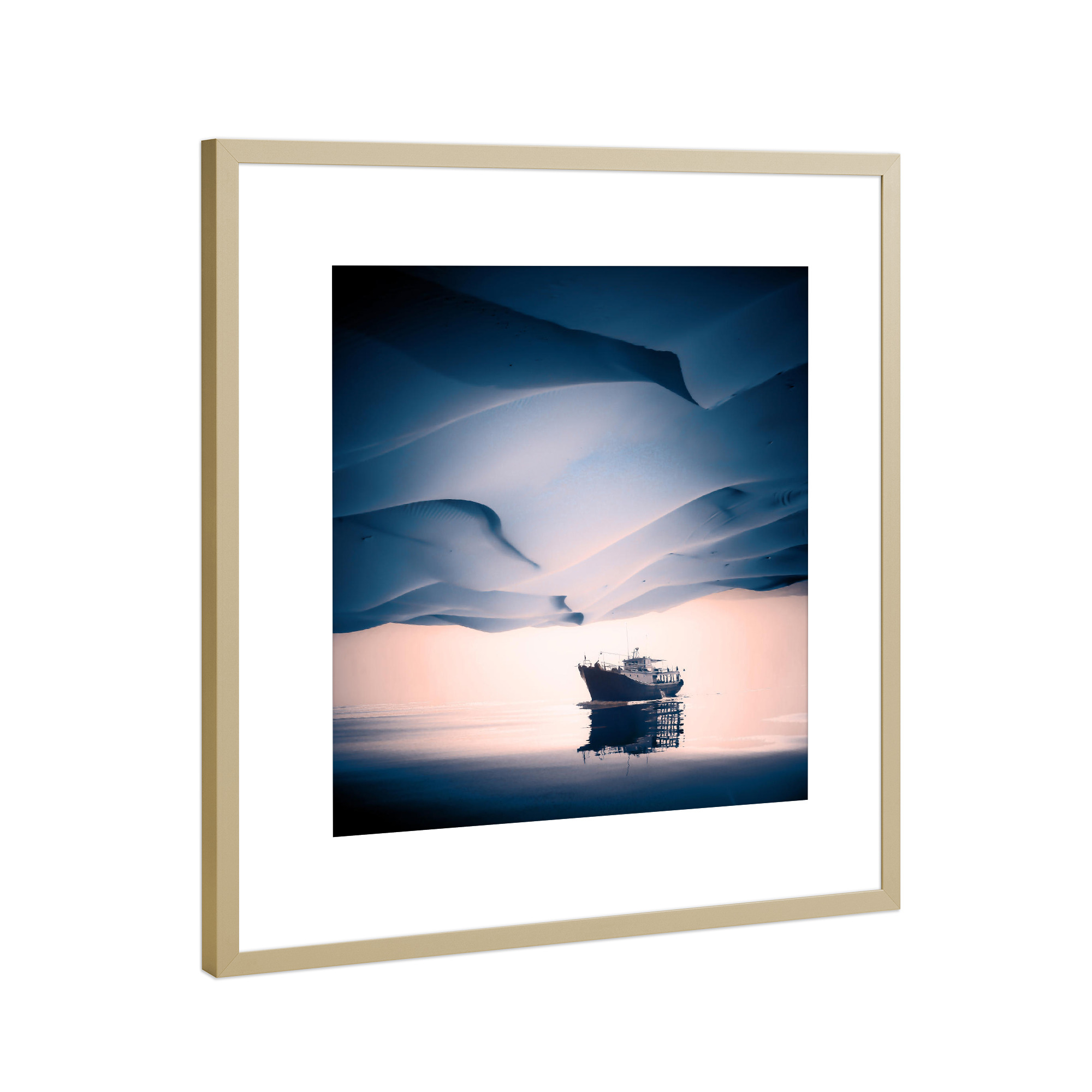 Poster mit Rahmen Gold "Desertir" artboxONE - Natur,Abstrakt - Boat,Ship,Sea,Desert,Boot,Schiff,Wüste,Sand,Sahara,Abstrakt