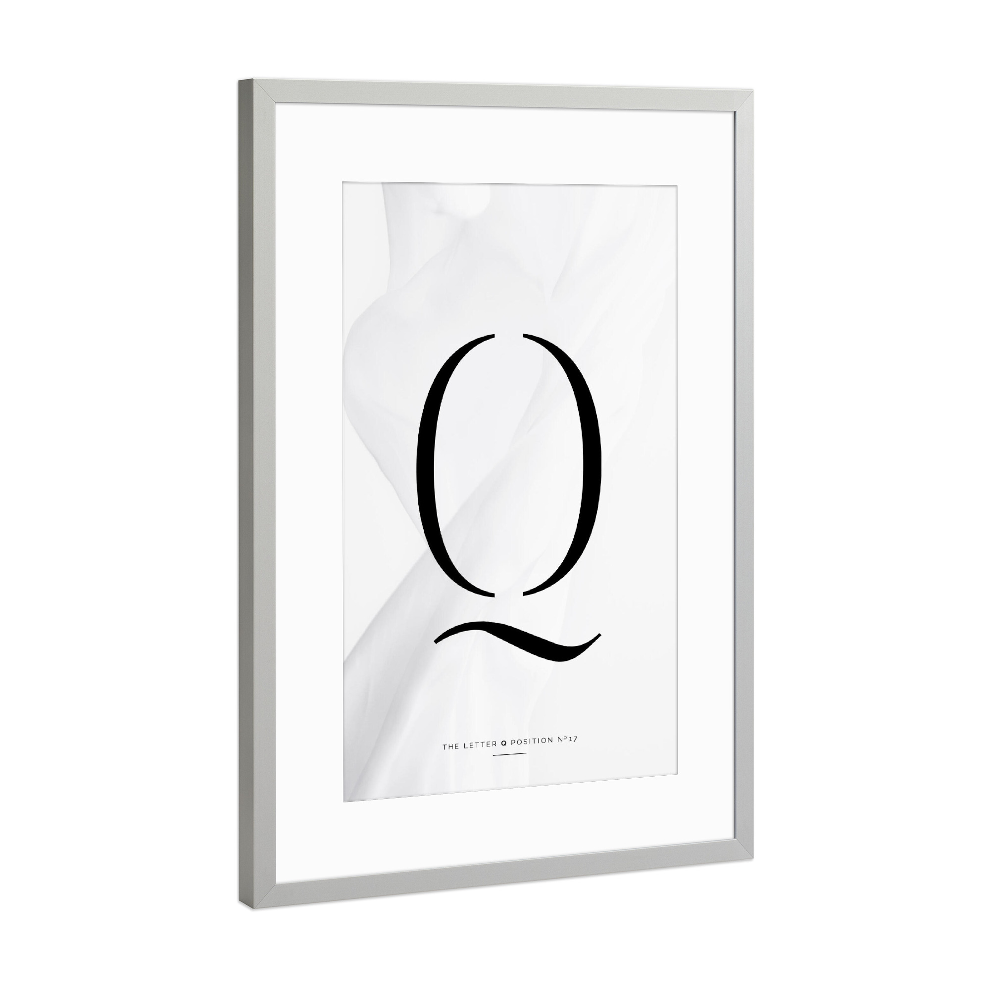 Poster mit Rahmen Silber "BLACK LETTER COLLECTION | Q" artboxONE - Schwarzweiß,Buchstaben,Buchstaben / Q
