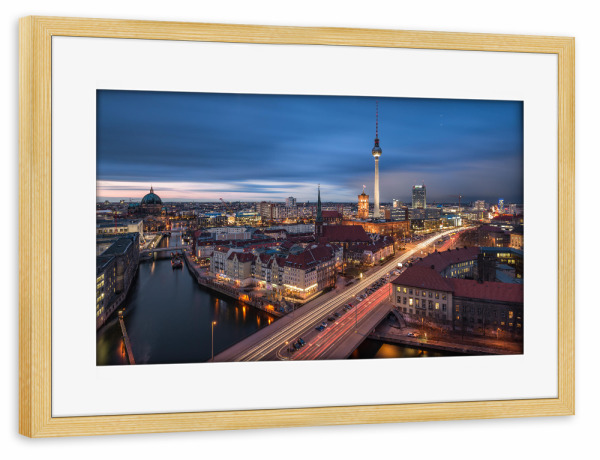 Poster mit Rahmen kiefer "Berlin Skyline 2" artboxONE - Städte / Berlin