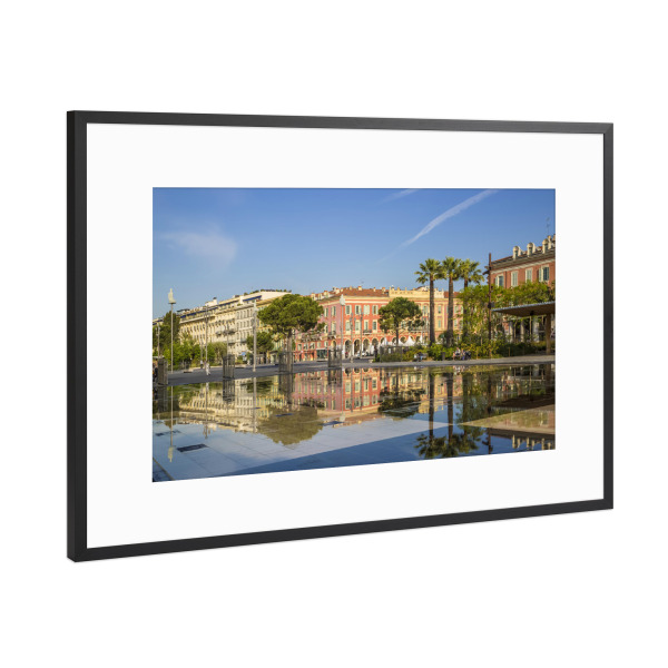 Poster mit Rahmen Schwarz (Metallic) "NIZZA Miroir d'eau" artboxONE - Städte,Reise,Architektur,Reise / Länder,Städte / Weitere