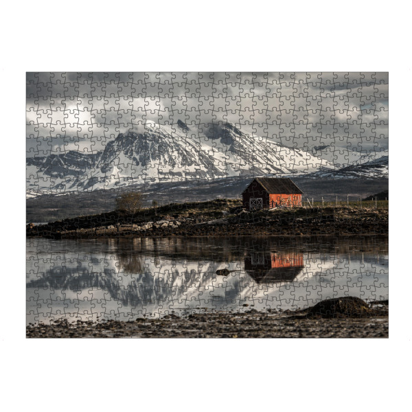 artboxONE Puzzle "Bootshaus" artboxONE - Natur - Bootshaus,Hütte,Spiegelung,Landschaft,Norwegen,Küste,Berge,Schneeberge,Wolken,Wasser,Skandinavien
