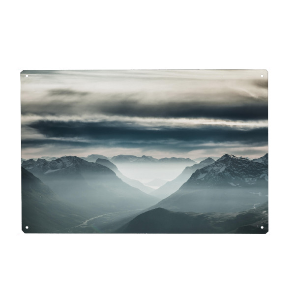 Holzbild "Nebelberge" artboxONE - Natur - Berge,Straße,Tal,Wolken,Himmel,Nebel,Dunst,Schnee,Schneeberge,Norwegen,Landschaft,Skandinavien