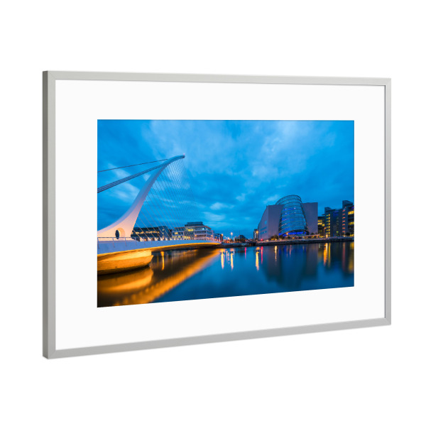 Poster mit Rahmen Silber "Dublin 01" artboxONE - Städte,Architektur,Städte / Weitere