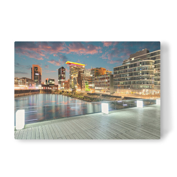 Leinwandbild "Medienhafen" artboxONE - Städte / Düsseldorf - Medienhafen,Hafenspitze,Düsseldorf,Nordrhein-westfalen,Rhein,Wasser,Dämmerung
