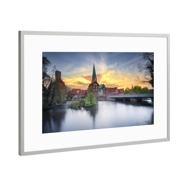 Poster mit Rahmen Silber "Hansestadt Lüneburg II" artboxONE - Städte,Architektur